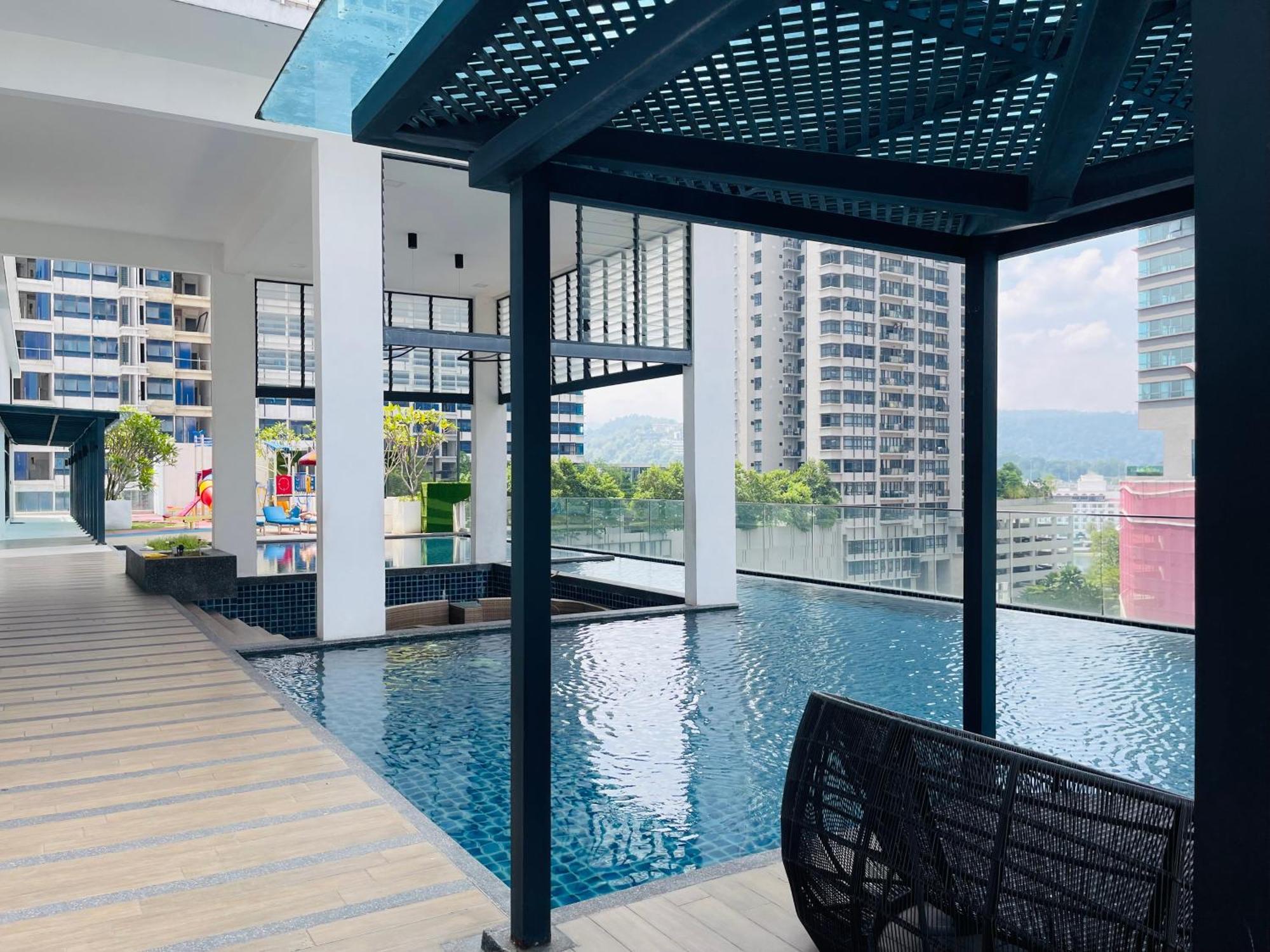 Reizz By Global Service Appartement *